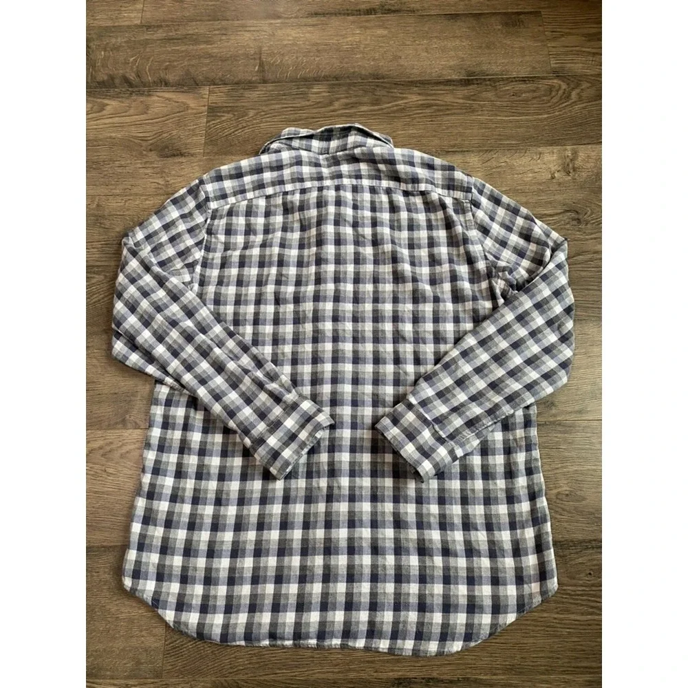 EUC Mens Banana Republic lightweight flannel‎ grey blue plaid button up size L